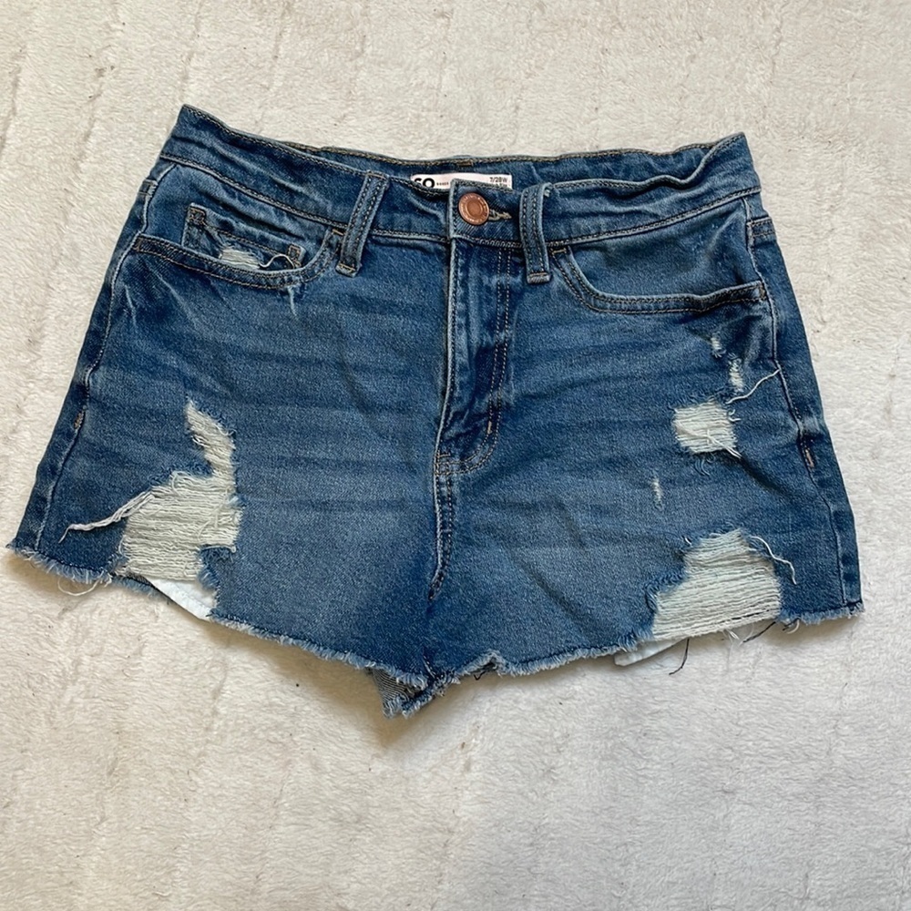 Short shorts mom Jean shorts distressed, high rise, size 7 / 28W